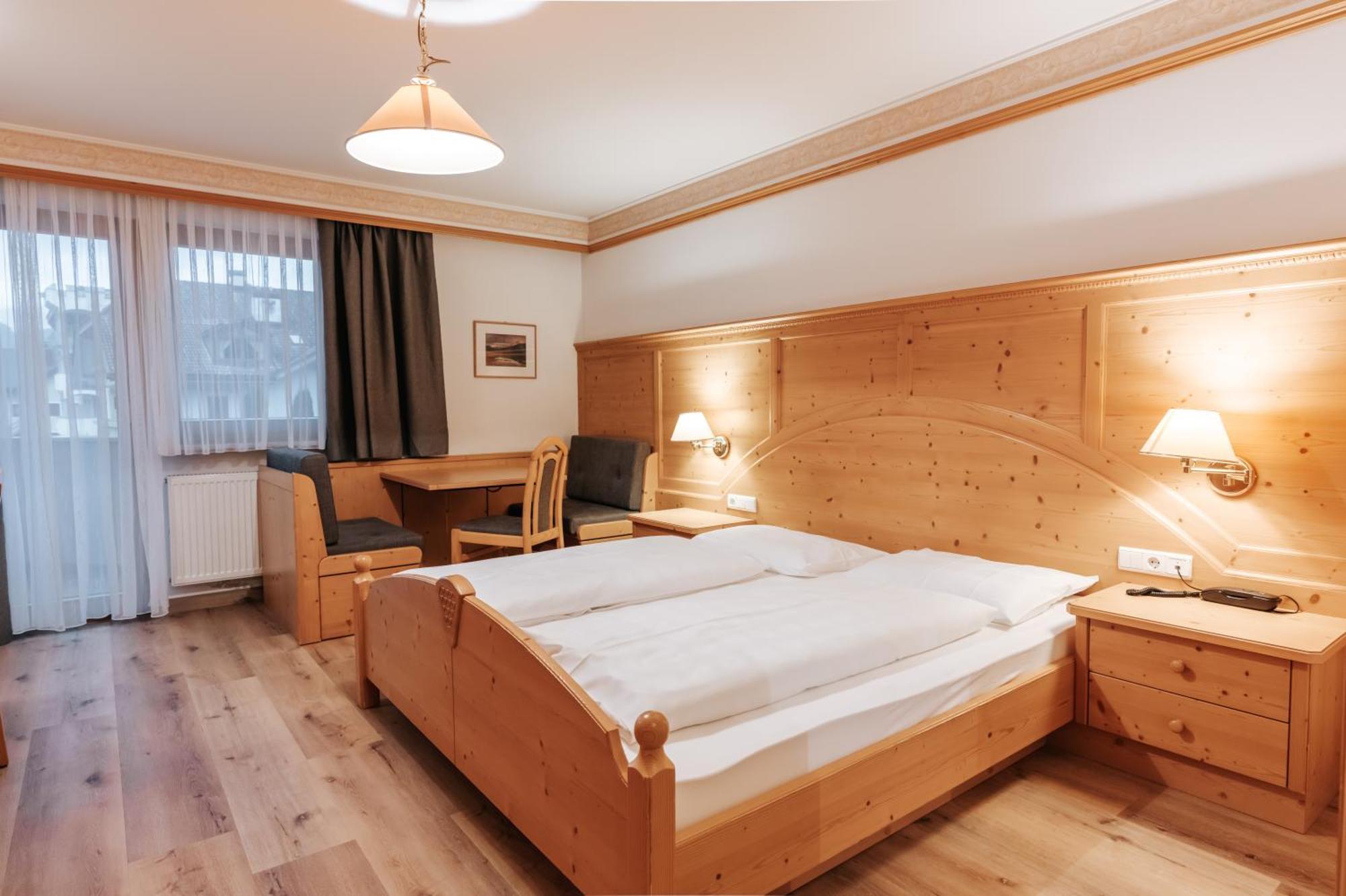 Hotel Tannenhof 브루니코 외부 사진